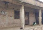 विभागीय लापरवाही की भेंट चढ़ा उप स्वास्थ्य केंद्र, सालों से उद्घाटन का कर रहा है इंतजार, गायब हुए खिड़की-दरवाजे