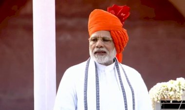 लाल किले से नया मोदी