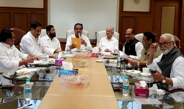 महाराष्ट्र में सरकार गठन का फॉर्मूला तय, शिवसेना का होगा मुख्यमंत्री, 50-50 फॉर्मूले के तहत एनसीपी-कांग्रेस को उप-मुख्यमंत्री का पद