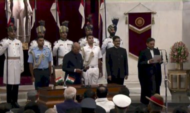 न्यायमूर्ति शरद अरविंद बोबडे बने देश के 47वें मुख्य न्यायाधीश, 17 महीने तक रहेंगे सर्वोच्च न्यायालय के मुख्य न्यायाधीश,23 अप्रैल 2021 को होंगे सेवानिवृत्त