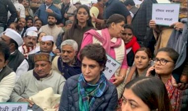 नागरिकता संशोधन कानून : धरना पर बैठे छात्रों को मिला प्रियंका गांधी का साथ, कांग्रेसी नेताओं ने नरेंद्र मोदी सरकार पर साधा निशाना