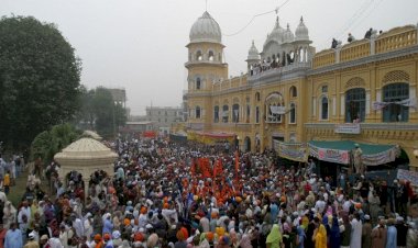 पाकिस्तान में गुरुद्वारा ननकाना साहिब पर मुस्लिम समुदाय ने किया हमला,बीजेपी ने कांग्रेस से पूछे सवाल,कांग्रेस ने की घटना की निंदा