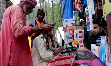 जम्मू-कश्मीर के पांच जिलों में इंटरनेट और ब्रॉडबैंड सेवाएं हुईं बहाल, सोशल मीडिया सेवा को रखा गया है बाहर, एक सप्ताह बाद फिर होगी समीक्षा