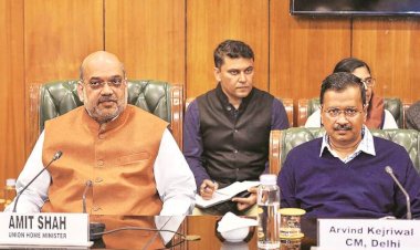 दिल्ली के मुख्यमंत्री अरविंद केजरीवाल ने बेकाबू हिंसा पर जताई चिंता,गृह मंत्रालय से की सेना तैनाती की मांग,NSA अजित डोभाल ने दिया सुरक्षा का आश्वासन