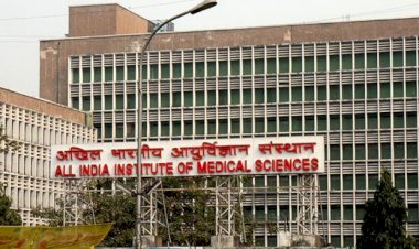 नयी दिल्ली : राजधानी में सफदरजंग और एम्स के बाहर फंसे सैकड़ों लोग, न इलाज हो रहा और ना ही घर लौट पा रहे