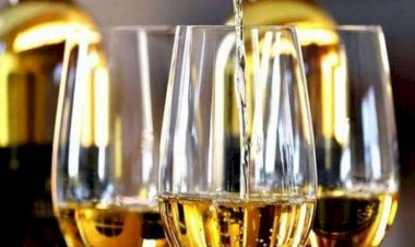 Corona Update : उत्तर प्रदेश में जल्द शुरू हो सकती है शराब और बीयर की बिक्री,राज्य सरकार ने दे चुकी है उत्पादन का आदेश