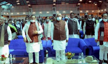 नए मंत्रियों में जयंत राज सबसे युवा तो श्रवण कुमार व नारायण प्रसाद सबसे उम्रदराज, पूर्व केन्द्रीय मंत्री व पूर्व सांसद भी मंत्रिमंडल का हिस्सा बने