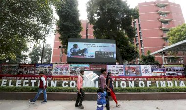 छवि खराब हुई... कोरोना के लिए चले हत्या का केस, HC की टिप्पणी पर अदालत पहुंचा चुनाव आयोग