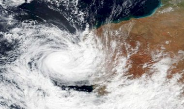 चक्रवाती तूफान 'यास' मचा सकता है तबाही, जानें कैसी है तैयारी