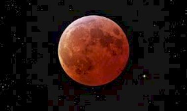 सुपरमून, रेड ब्लड मून और पूर्ण चंद्रग्रहण सब एक ही बार हो रहा, जानिए इसके बारे में खास बातें