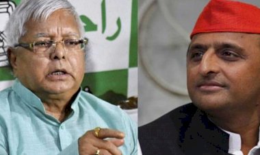 दिल्ली में लालू यादव से मिले अखिलेश, जानें दोनों के बीच क्या हुई बातचीत