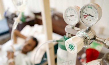 दिल्ली हाईकोर्ट ने केंद्र और दिल्ली सरकार से मांगा जवाब, पूछा- ऑक्सीजन आपूर्ति को लेकर क्या कदम उठाए