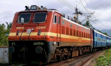 बाढ़ की वजह से आज भी रद्द रहेंगी ये ट्रेनें, रेलवे ने इन पांच का बदला रूट