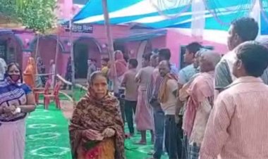तारापुर और कुशेश्वरस्थान में वोटिंग जारी, मतदान केंद्रों पर लगी है भीड़