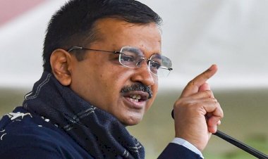 अरविंद केजरीवाल ने कहा कि कल प्रधानमंत्री नरेंद्र मोदी ने कहा कि साइकिल चलाने वाला आतंकवादी है.