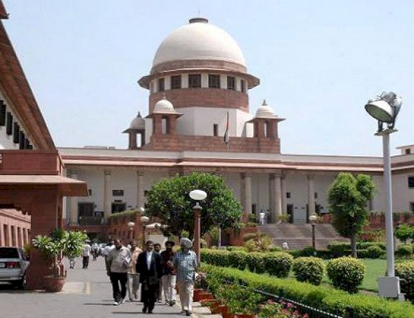 सुप्रीम कोर्ट ने NPR पर रोक लगाने के किया इनकार,केंद्र सरकार को नोटिस जारी कर मांगा जवाब,अब CAA के साथ ही होगी NPR पर भी सुनवाई