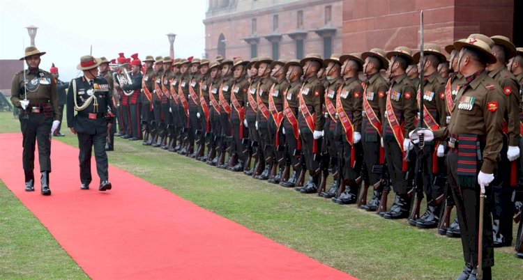 जनरल बिपिन रावत ने संभाला चीफ ऑफ डिफेंस स्टाफ का पद,तीनों सेना प्रमुखों से की मुलाकात,सरकार और सेना के बीच स्थापित करेंगे समनवय 